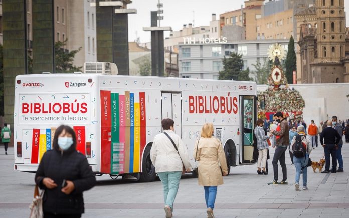 Bibliobús barrios imagen renovada