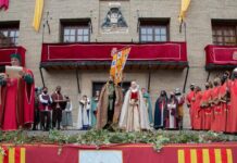 Borja recrea la entrada de los Reyes Católicos